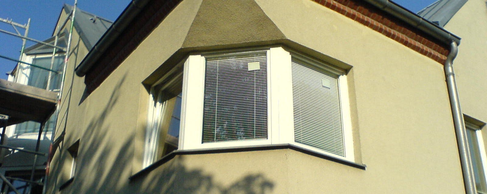 Fenster und Türen in Berlin | Beispiel 1: Fenster in Dreieckskombination passend für jedes Haus